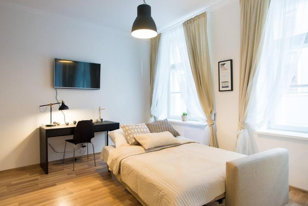 St.Roland Konventhof Apartment Riga Room photo