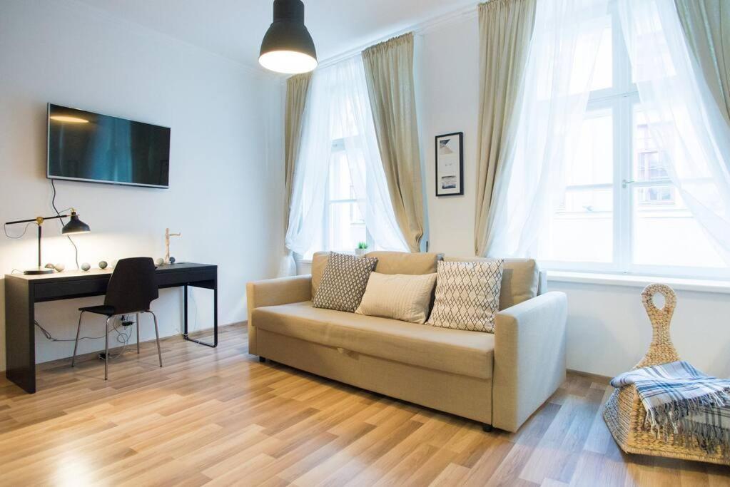 St.Roland Konventhof Apartment Riga Room photo