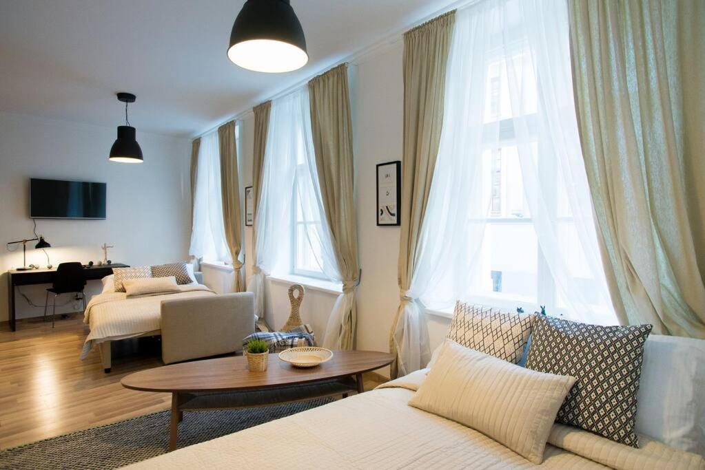 St.Roland Konventhof Apartment Riga Room photo