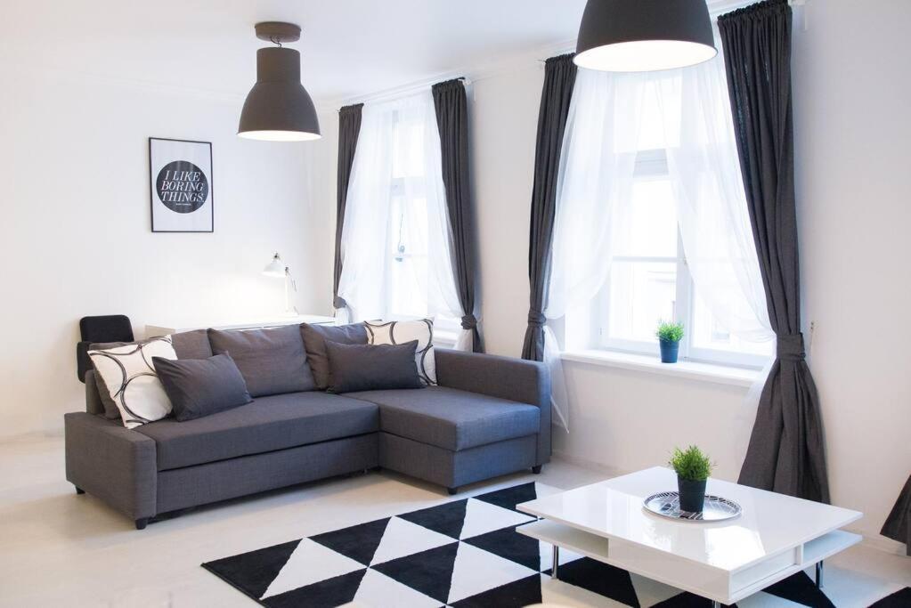 St.Roland Konventhof Apartment Riga Room photo